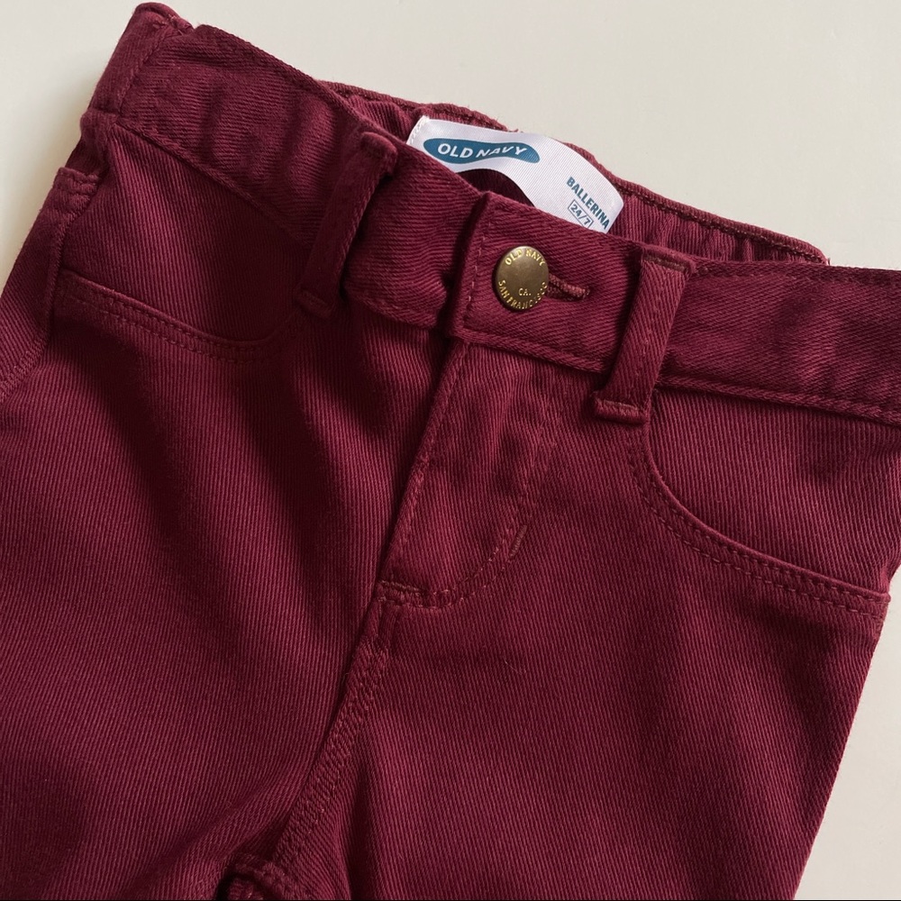 Old Navy Jeans - Picture 2 of 5